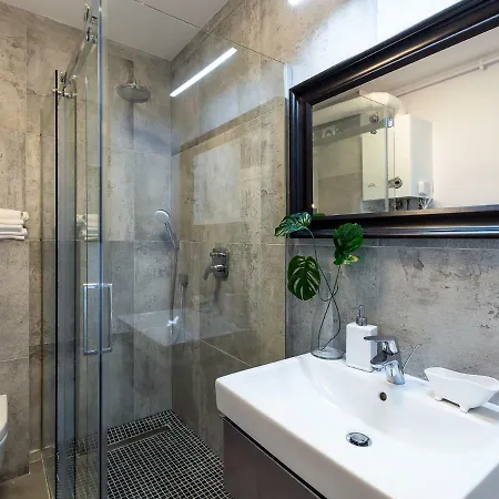 Vacationclub - Loft 33 Apartment *